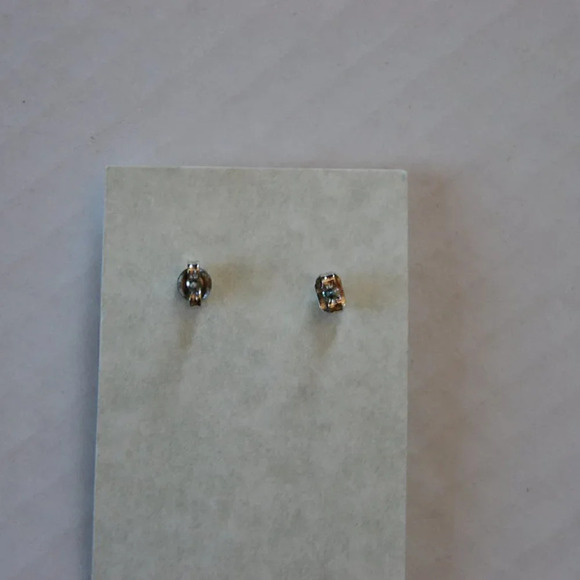 Vtg Orange Flower  drop earrings - Picture 4 of 5